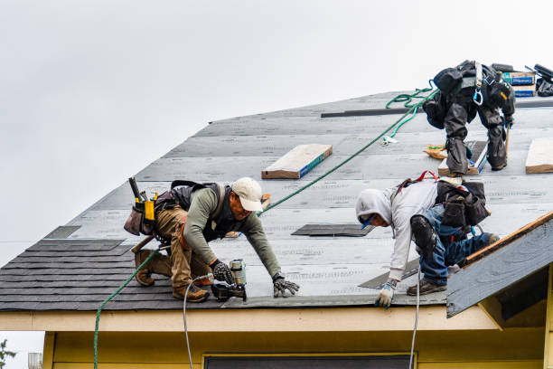 Professional Gutter Installation technician working in Lynchburg, OH